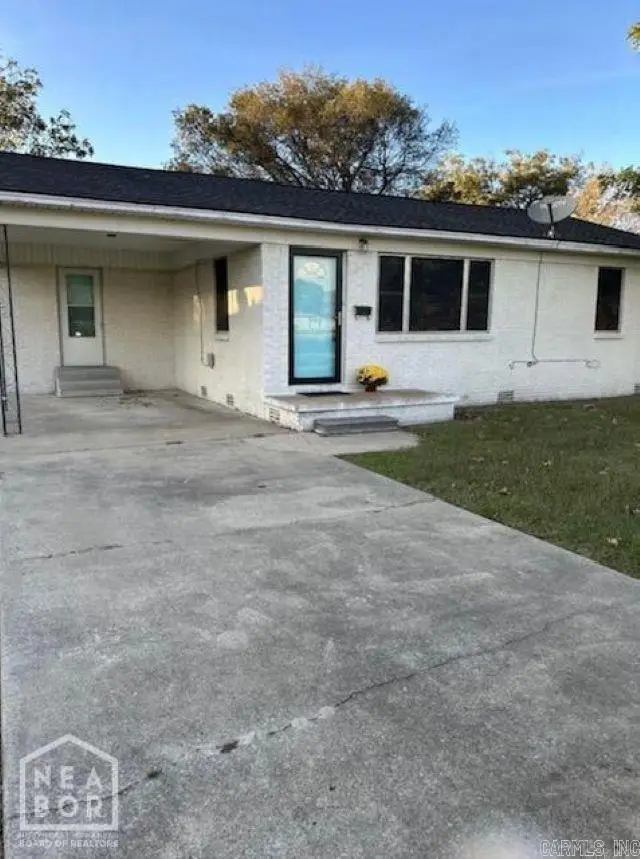 308 SW 6th Street, Walnut Ridge, AR 72476 - #2