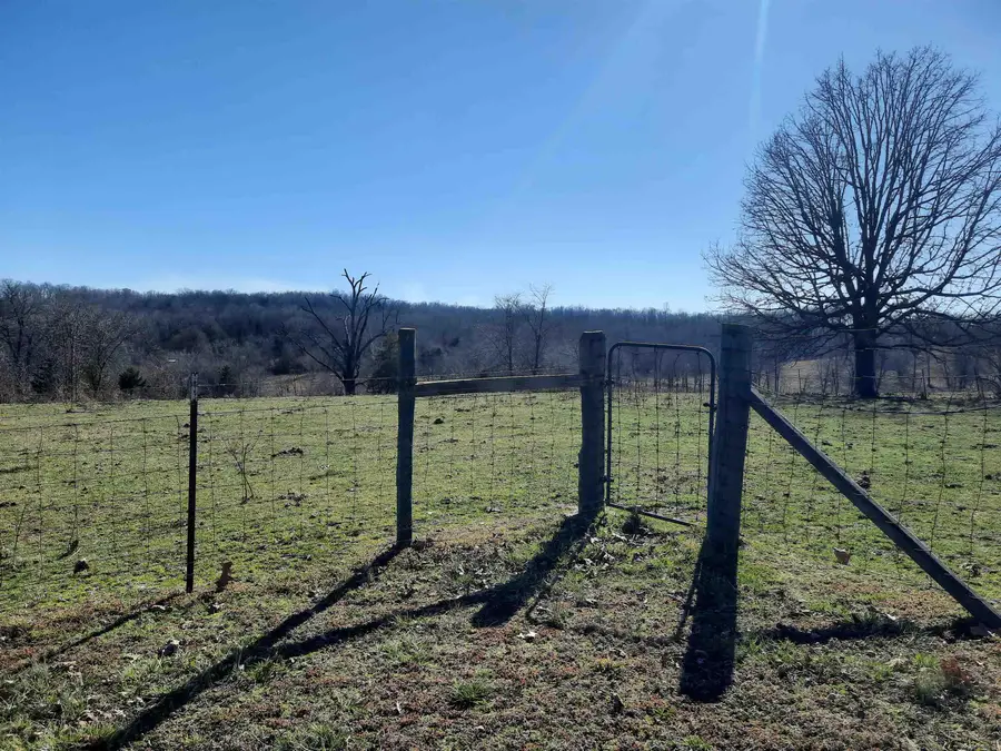 000 Robinson Street, Mammoth Spring, AR 72554 - #2