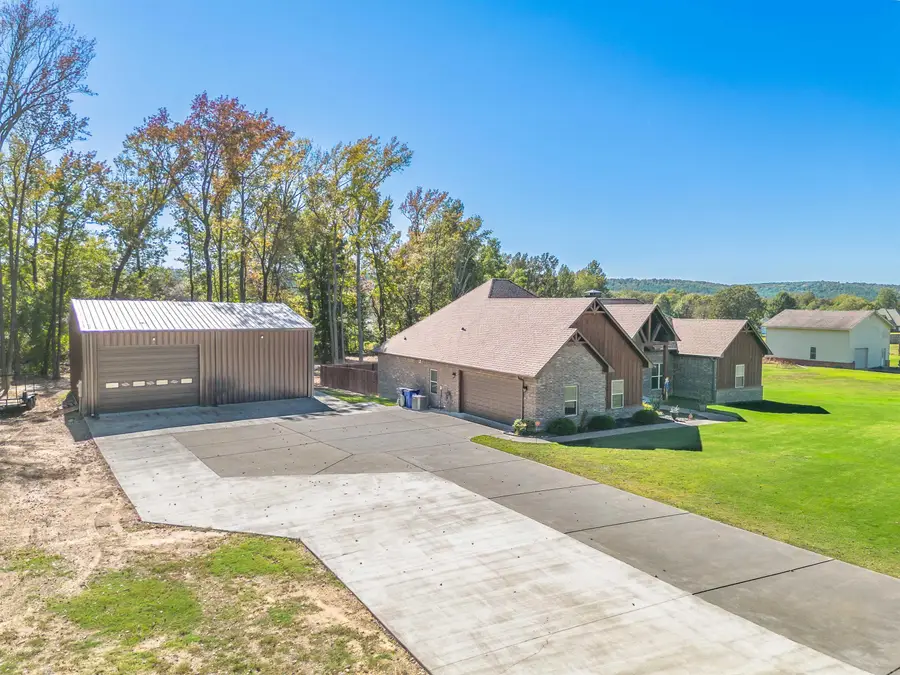 8 Winterberry Drive, Greenbrier, AR 72058 - #3