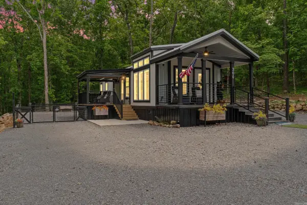 300 Bobby Road, Higden, AR 72067