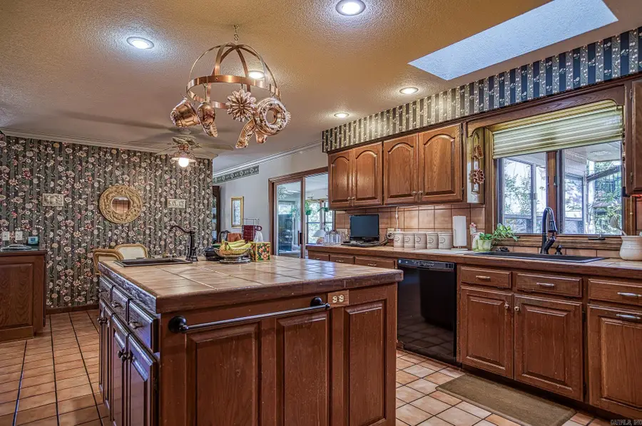 24 Cresta Way, Hot Springs Village, AR 71909 - #3