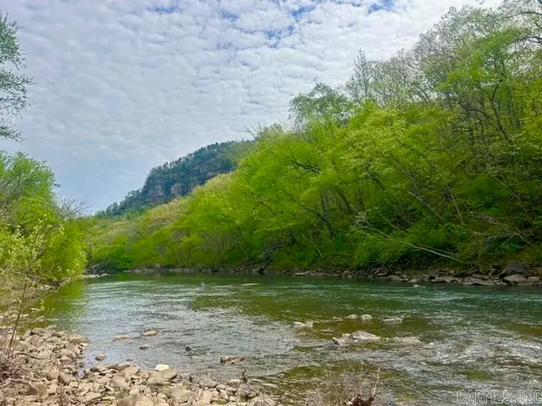 1939 Meadow Creek Road, Clinton, AR 72031