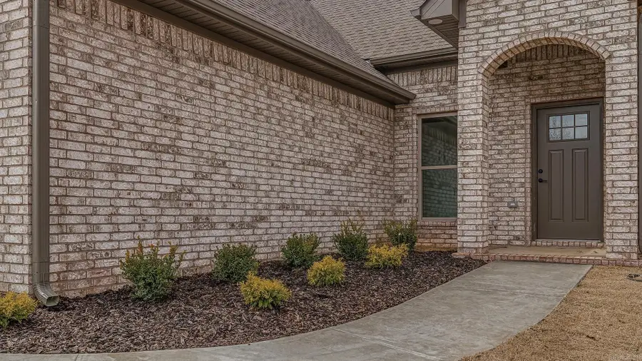 2004 N 8 1/2 Street, Paragould, AR 72450 - #3