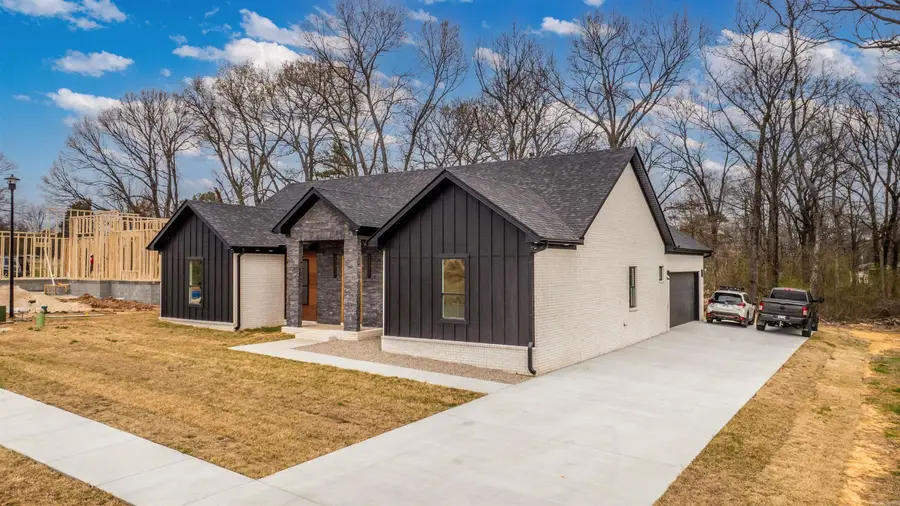 16 Avondale Road, Cabot, AR 72023 - #2