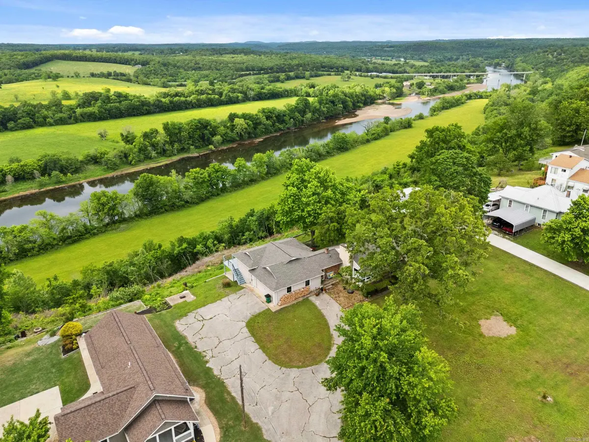523 Harding Blvd, Cotter, AR 72626 - #1