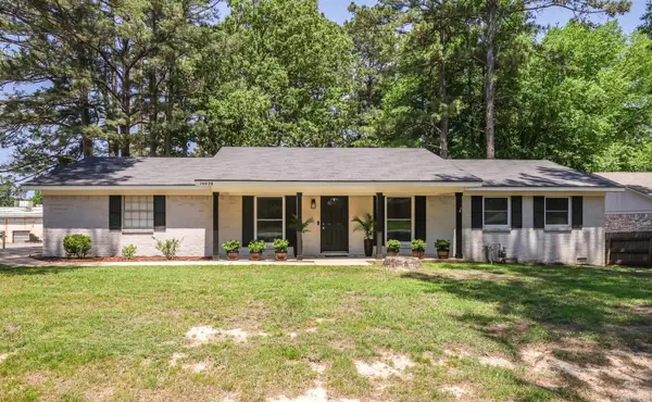 14028 Sardis Rd, Shannon Hills, AR 72103