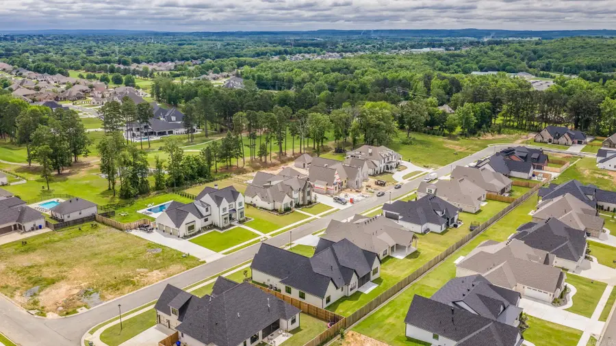 1675 Nantucket, Conway, AR 72034 - #3