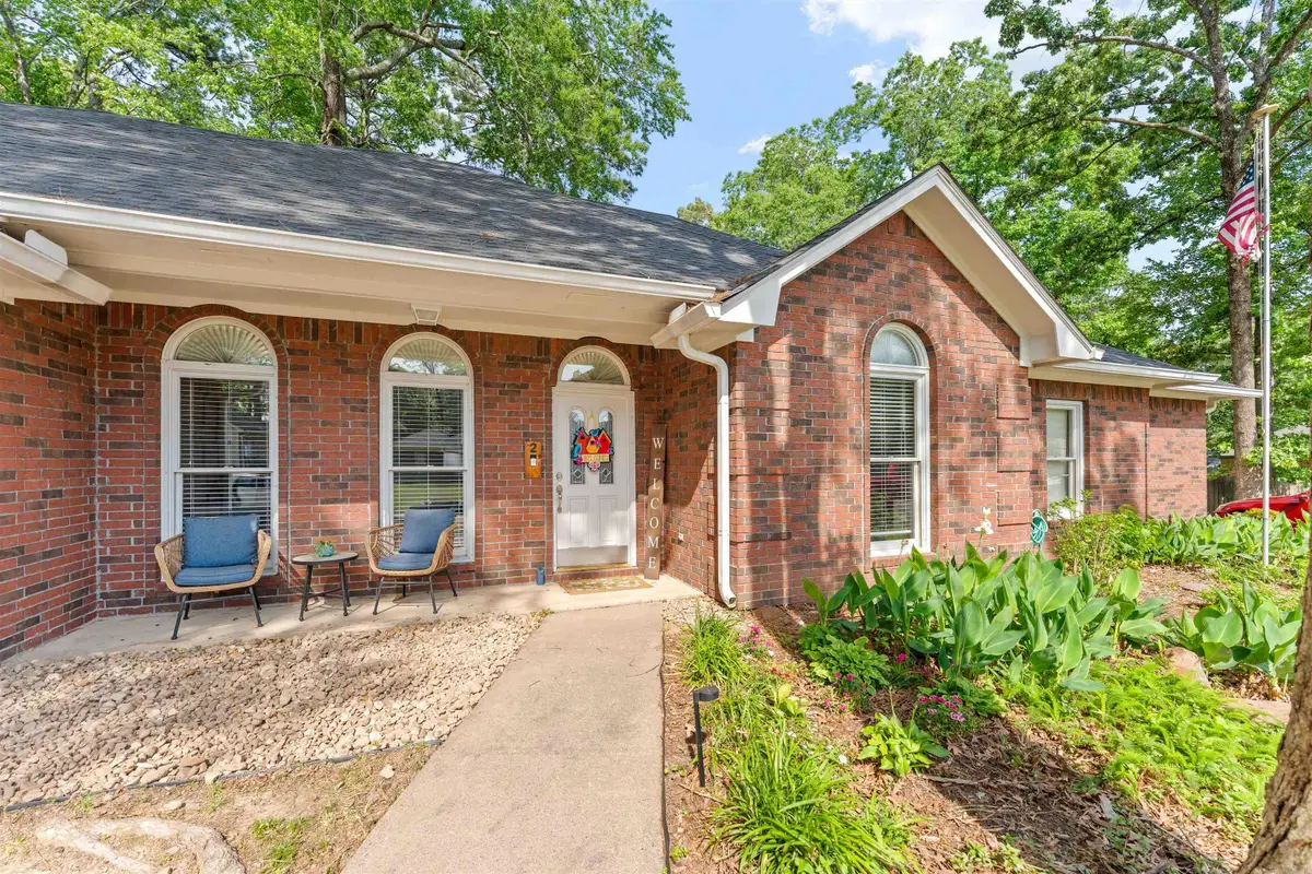 2 Crown Mountain Court, Maumelle, AR 72113 - #1