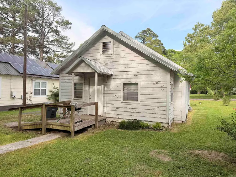 408 S Gabbert Street, Monticello, AR 71655 - #3