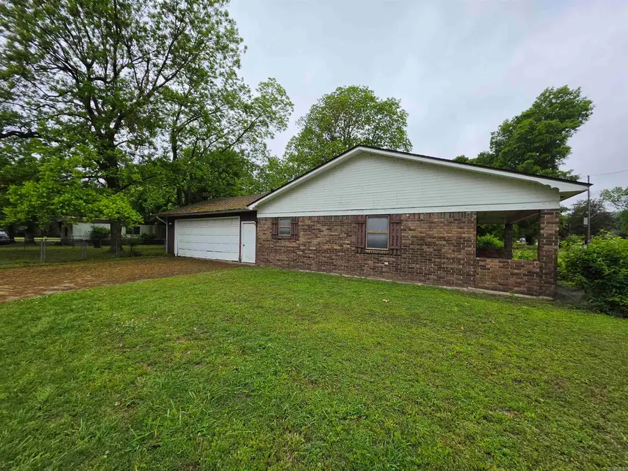 911 Harvey Street, Swifton, AR 72471 - #3