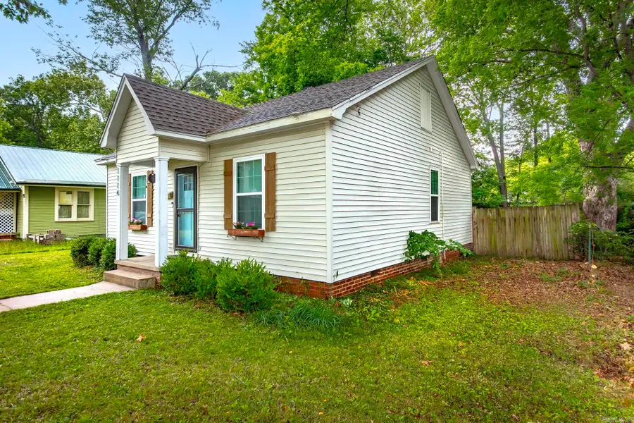 1114 Davis Street, Conway, AR 72034 - #2