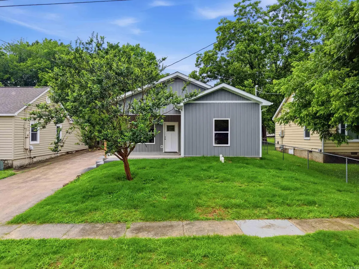 717 Burton Street, Benton, AR 72015 - #1