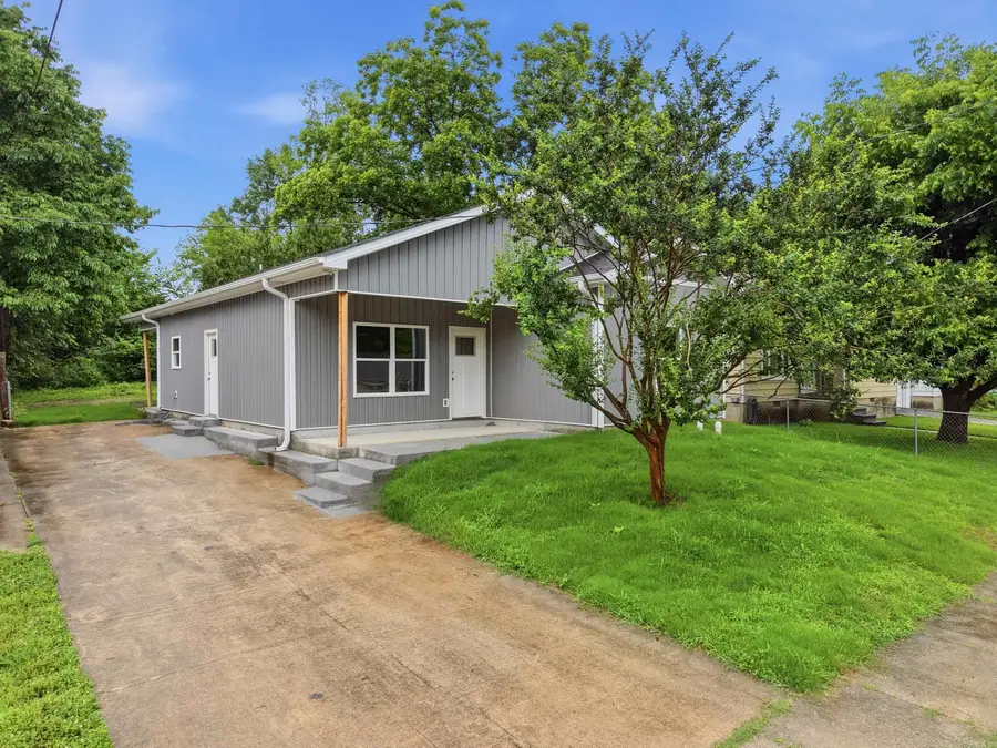 717 Burton Street, Benton, AR 72015 - #3
