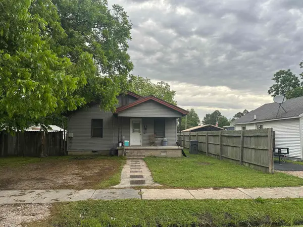 527 W Mueller, Paragould, AR 72450