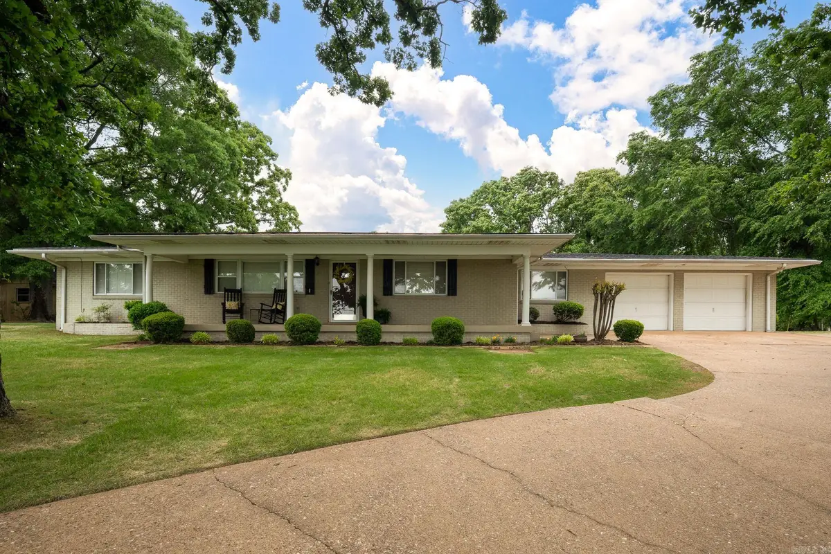 800 Grandview Heights, Conway, AR 72032 - #1