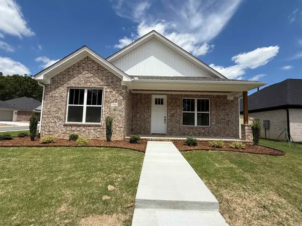 3916 Spencer Crossing Drive, Benton, AR 72019