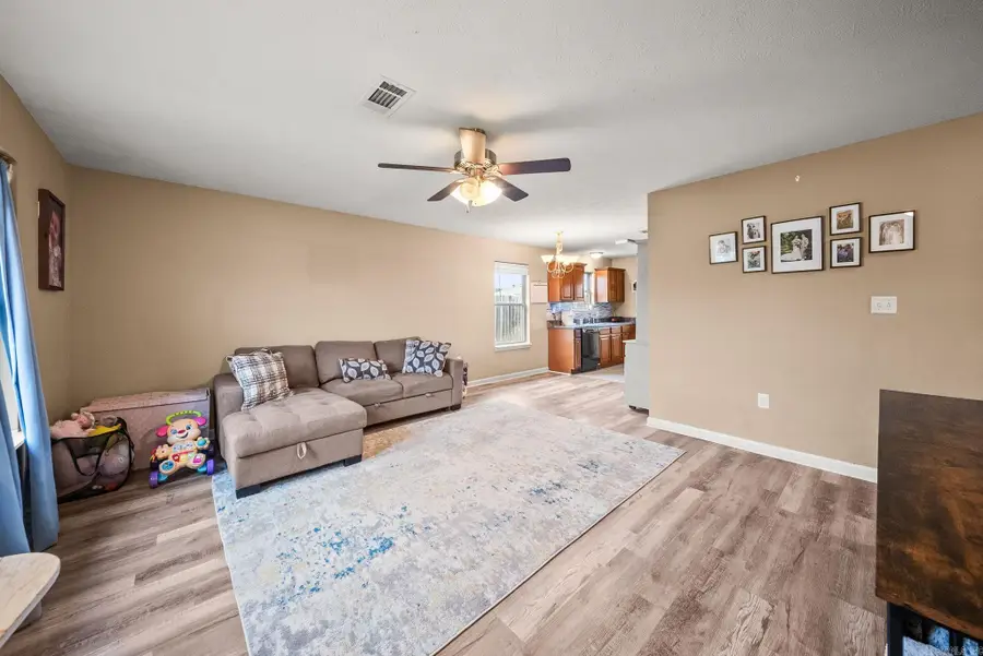 530 Jasper Street, Conway, AR 72032 - #2