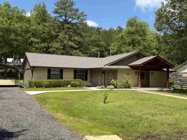 210 Gary Drive, Mena, AR 71953
