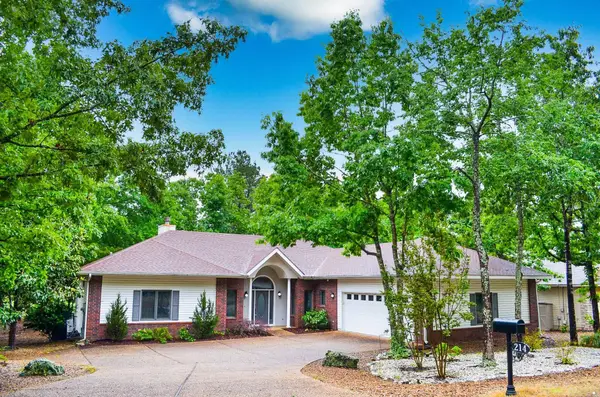 214 Pizarro Drive, Hot Springs Village, AR 71909