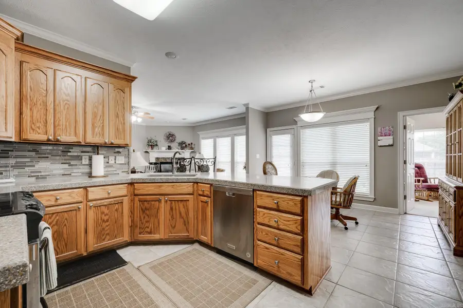1320 Crosspoint, Conway, AR 72034 - #3