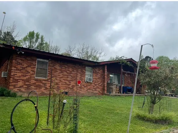 120 W Moffett Trail, Caddo Gap, AR 71935