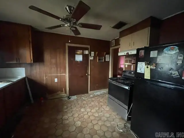 1901 S Buerkle Street, Stuttgart, AR 72160 - #2