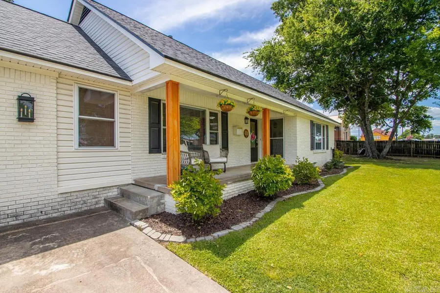 1016 Jameson Ave, Benton, AR 72015 - #2