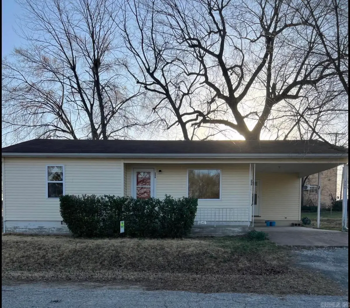 206 N 2nd, Flippin, AR 72634 - #1