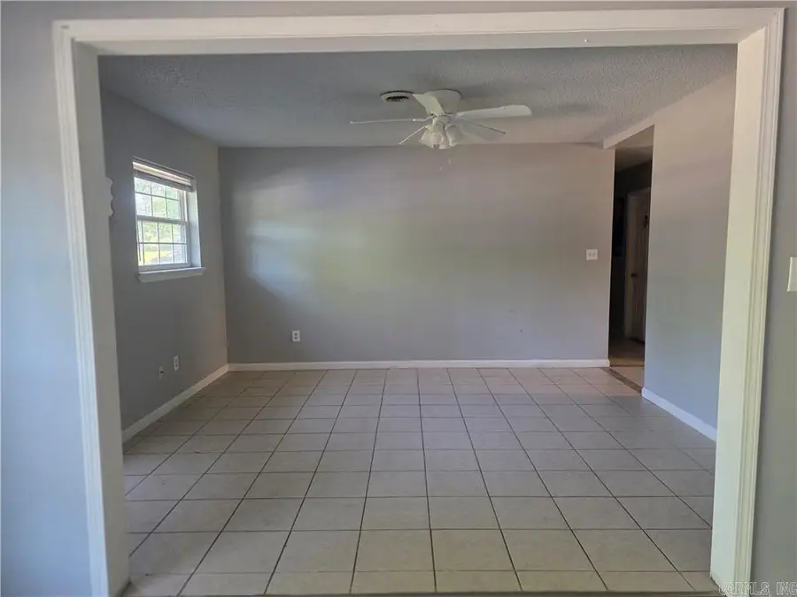 1006 E H, Russellville, AR 72801 - #3