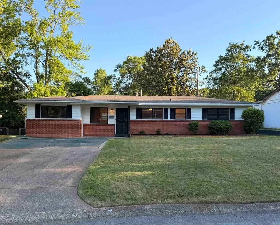 7 Phyllis Ct, Jacksonville, AR 72076 - #3