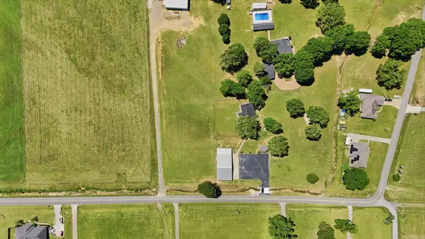 000 Tator Tot Lane, Beebe, AR 72012