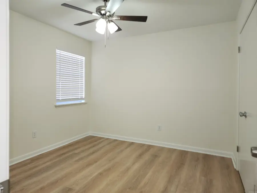 301 E 19th Street, North Little Rock, AR 72114 - #2