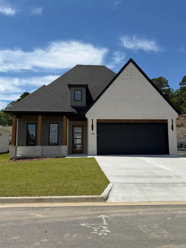 104 Mountain Brook Place, Little Rock, AR 72223