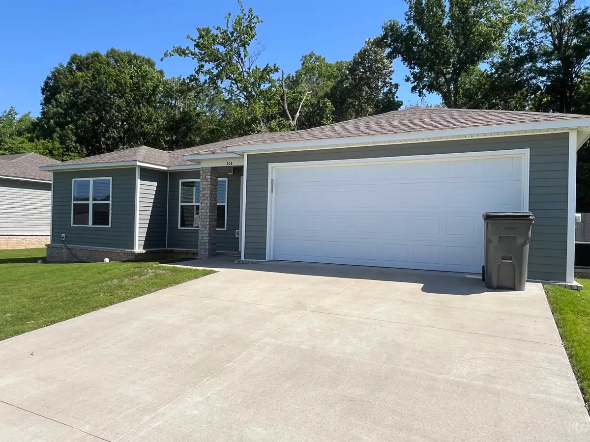 206 Formon Drive, Paragould, AR 72450 - #1