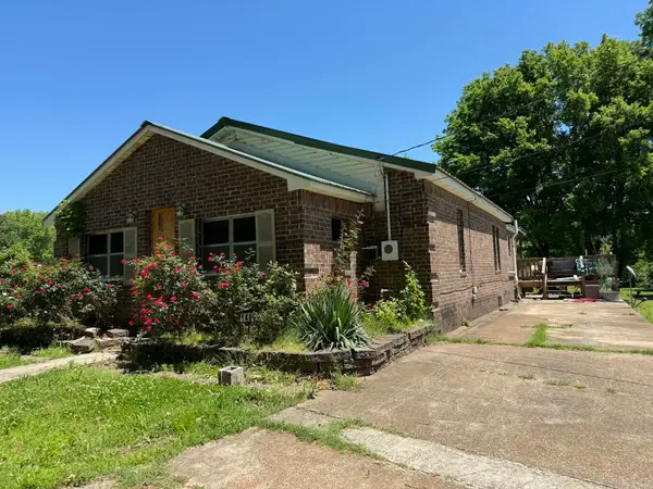 1460 Davis Lane, Batesville, AR 72501