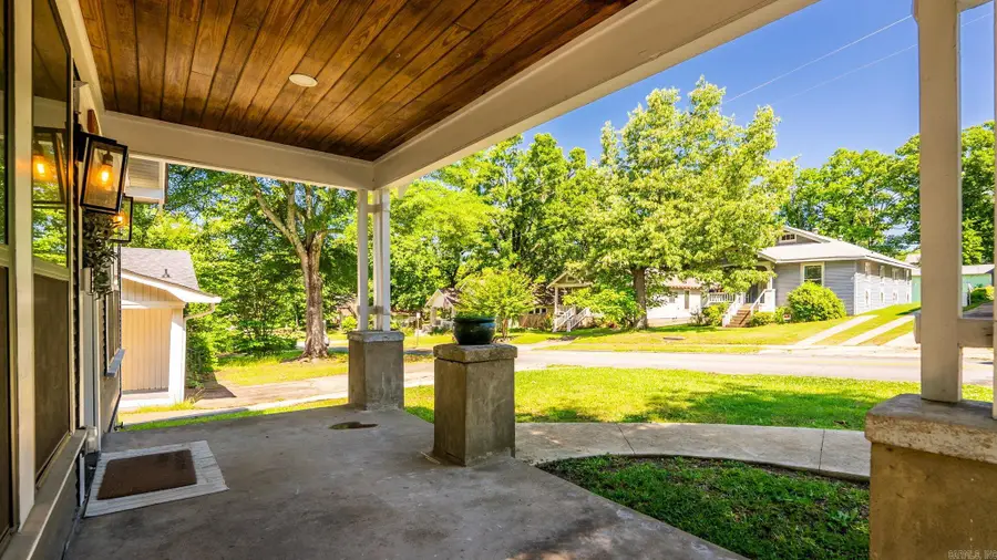 4909 Lee Avenue, Little Rock, AR 72205 - #2