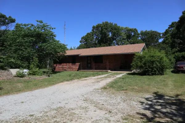 3863 Browns Chapel Rd, Viola, AR 72583