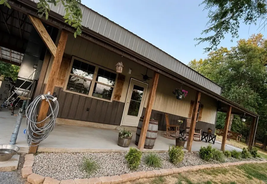 105 Old River Road, Newark, AR 72562 - #3