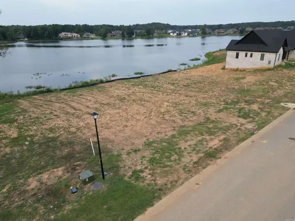 6107 Majestic Waters Dr., Benton, AR 72019