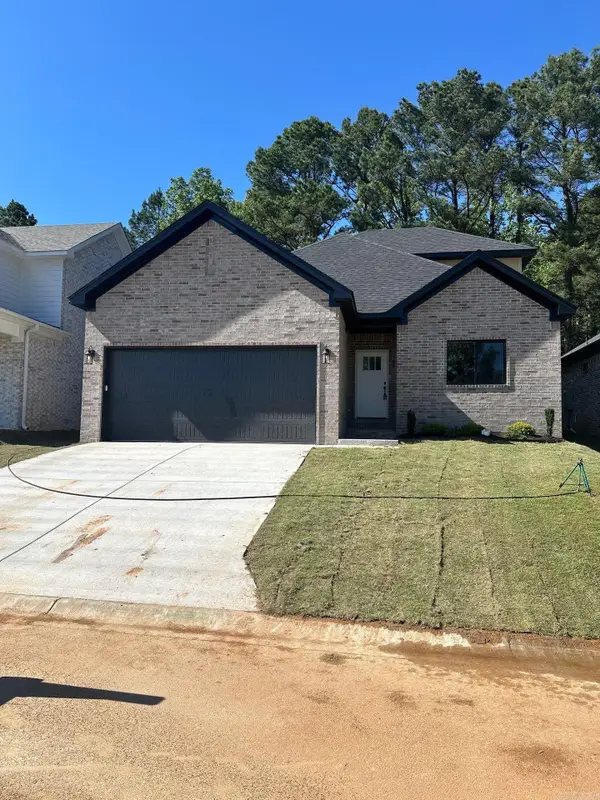 1124 Grand Teton, Benton, AR 72019