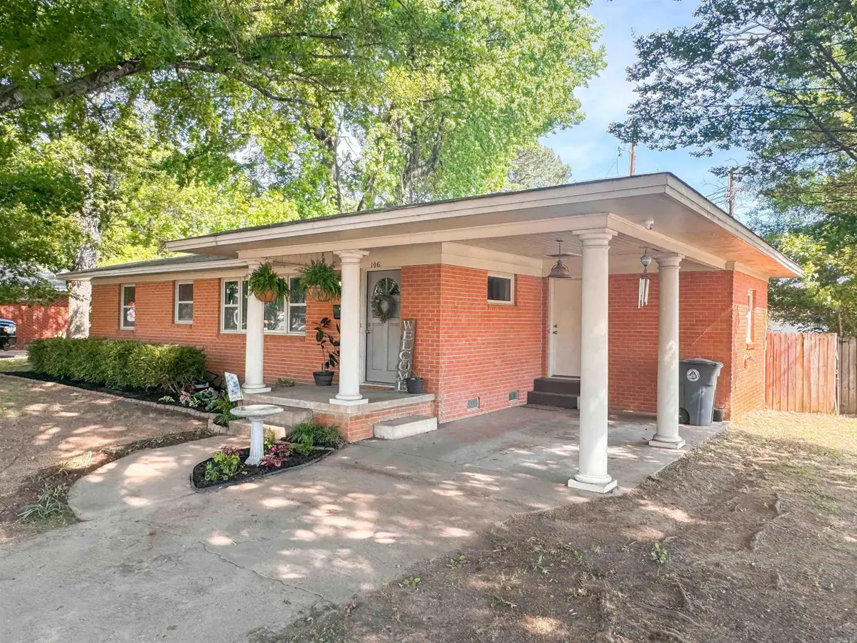 106 E Lincoln, Searcy, AR 72143 - #1