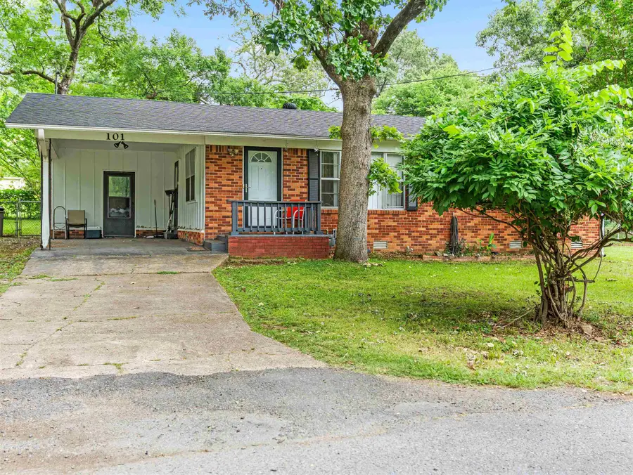 101 Puttman Street, Hot Springs, AR 71913 - #2