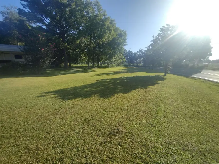 601 South Peabody, Mountain View, AR 72560 - #2
