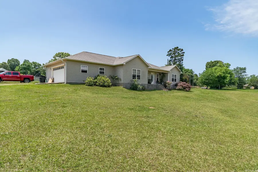 127 Mountain Meadow Road, Hot Springs, AR 71913 - #2