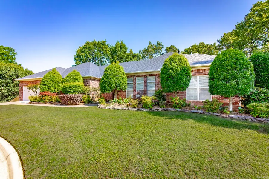 8 Castle Rock Cove, Little Rock, AR 72212 - #2