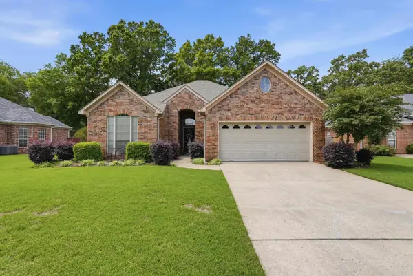 1115 Westfield Dr, Conway, AR 72034