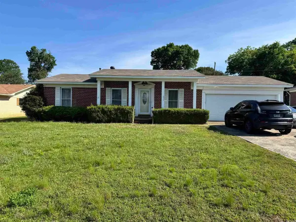 1330 Glenmere Circle, Malvern, AR 72104