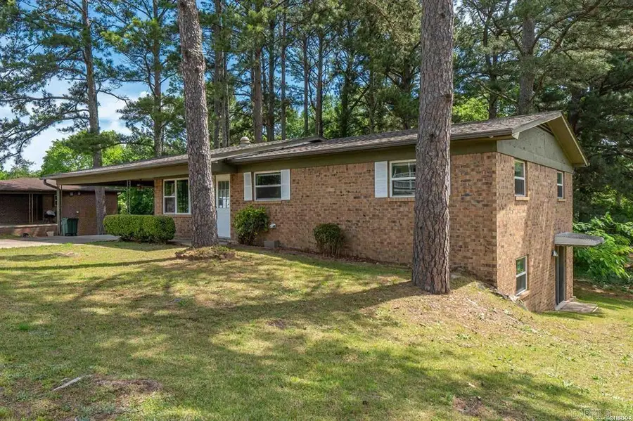 325 Cain, Hot Springs, AR 71913 - #3