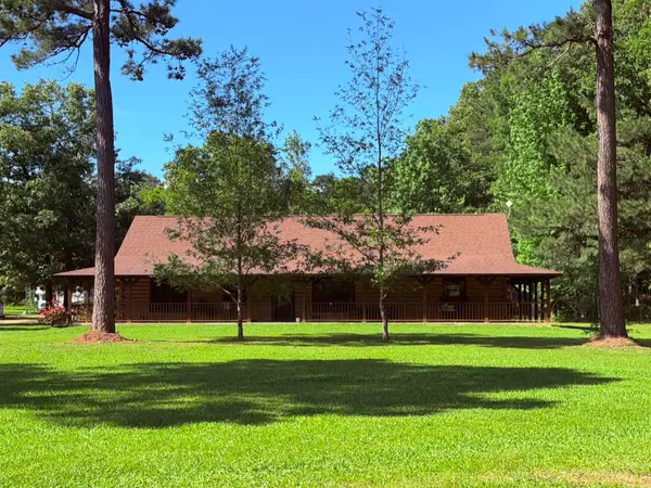 2324 Barkada Rd, Monticello, AR 71665
