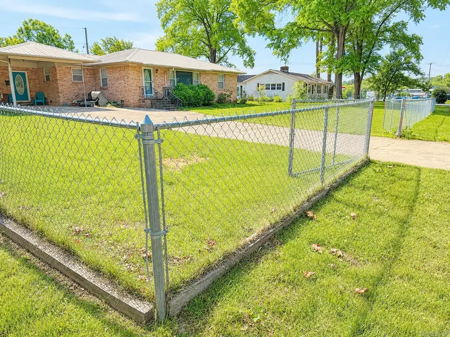 104 S Cone, Searcy, AR 72143 - #2